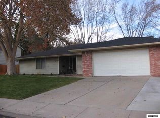 815 Singingwood Dr, Reno, NV 89509