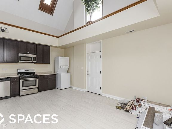 3rd image of 2342 N Damen Ave #2