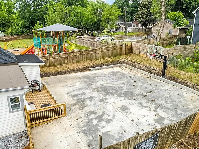 620 Echo St NW — Photo 39