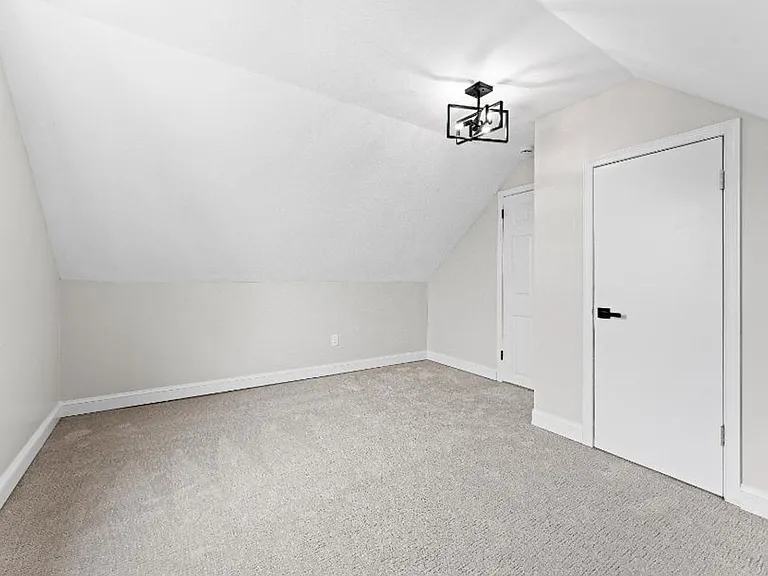 800 Market St — Photo 19