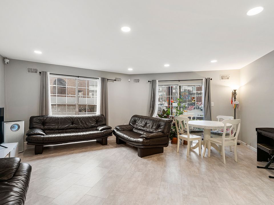 1st image of 223 Village Circle Dr #223