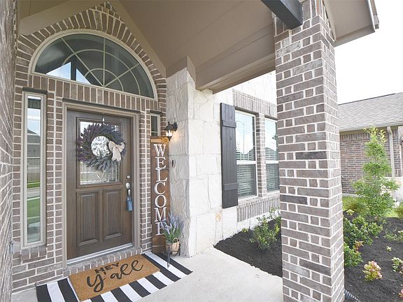 3rd image of 3111 Lori Ann Ct