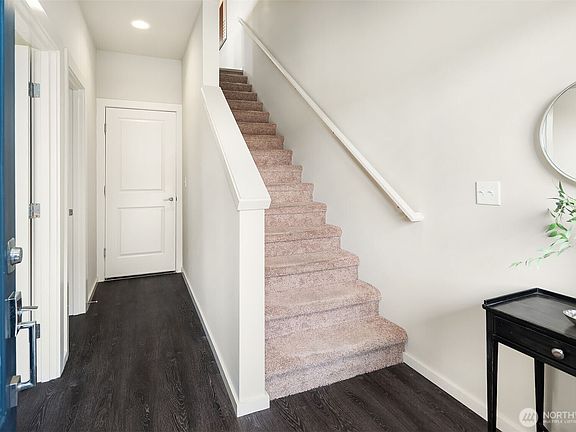 4th image of 9796 11th Avenue SW