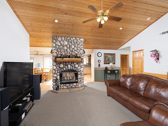 5th image of 280 Pinto Ct