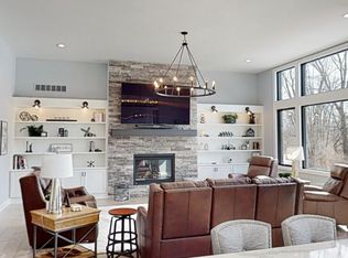 1 Buttercup Trl, Milford, MI 48381