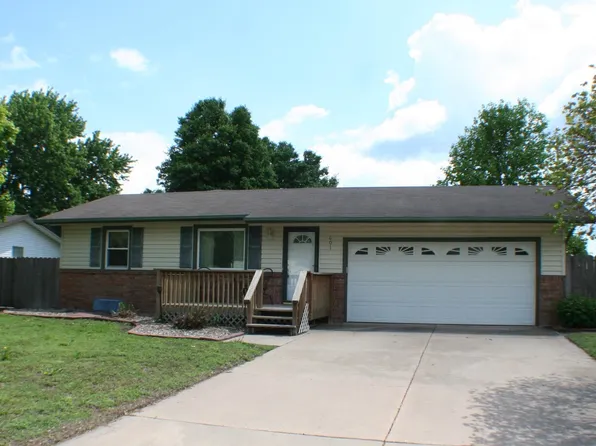 601 E Freeman Ave, Haysville, KS 67060