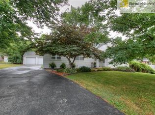 7009 Hawthorne Ave, Raytown, MO 64133