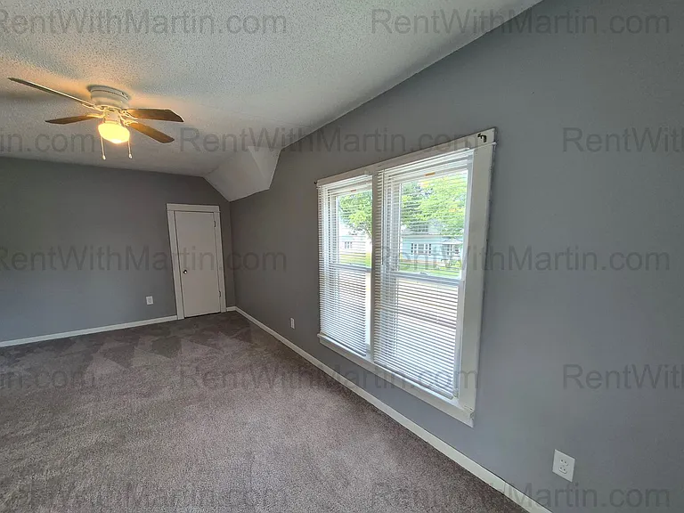 310 N Frederick Ave — Photo 11