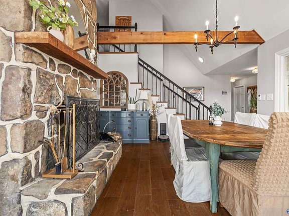 5th image of 6990 Warrenton Rd