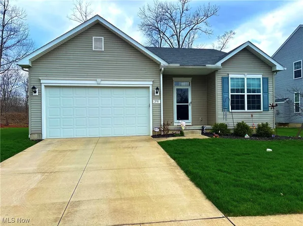 278 Oakview Cir, Tallmadge, OH 44278