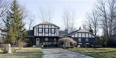 2nd image of 155 Cinema Ct