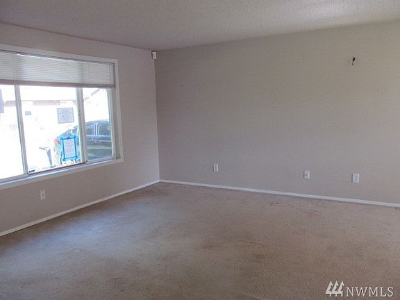 3rd image of 26609 190th Ave SE