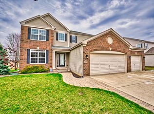 2106 Cabrillo Ln, Hoffman Estates, IL 60192