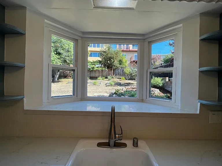 5685 Jordan Ave — Photo 11