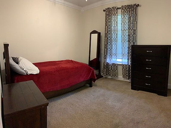 5th image of 221 Bayou Vista Dr