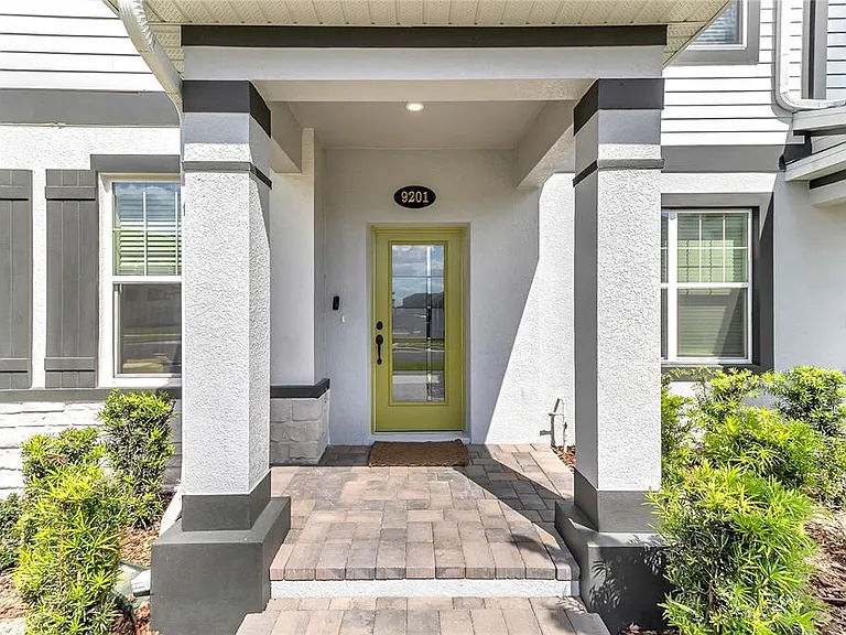 9201 Gran Teatro Dr — Photo 5