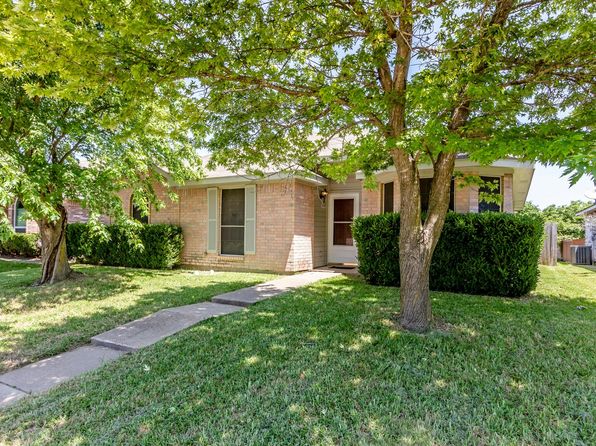 845 Applewood Dr