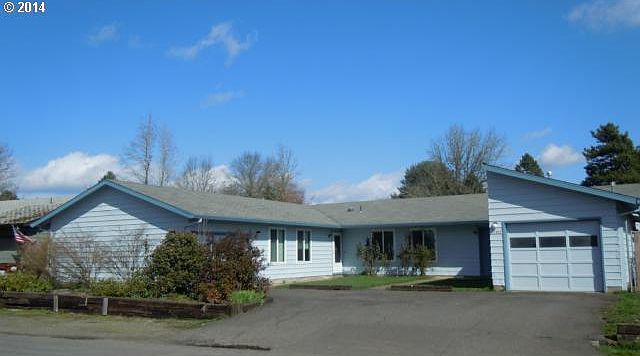 1st image of 1972 NE Barberry Dr