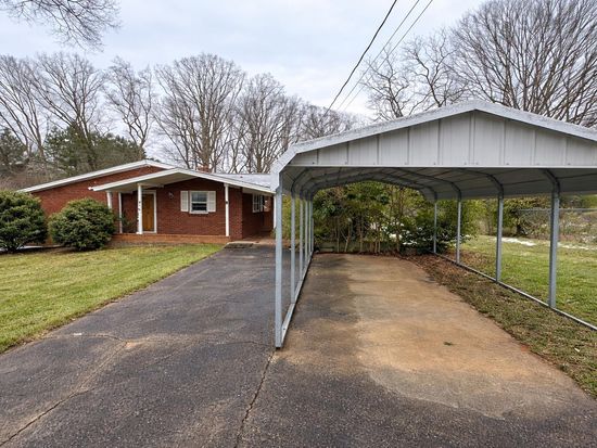 697 Branton Dr, Shelby, NC 28152