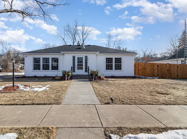 603 S 2nd St, Le Sueur, MN 56058