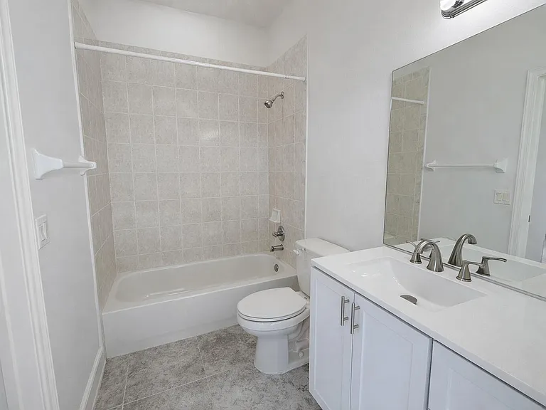 1168 Hatteras Cir — Photo 23
