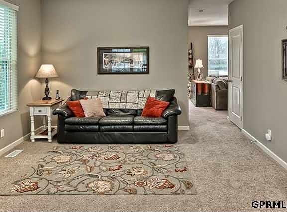 5th image of 10955 Grant Cir