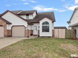 130 Genoa Dr, Springfield, IL 62703