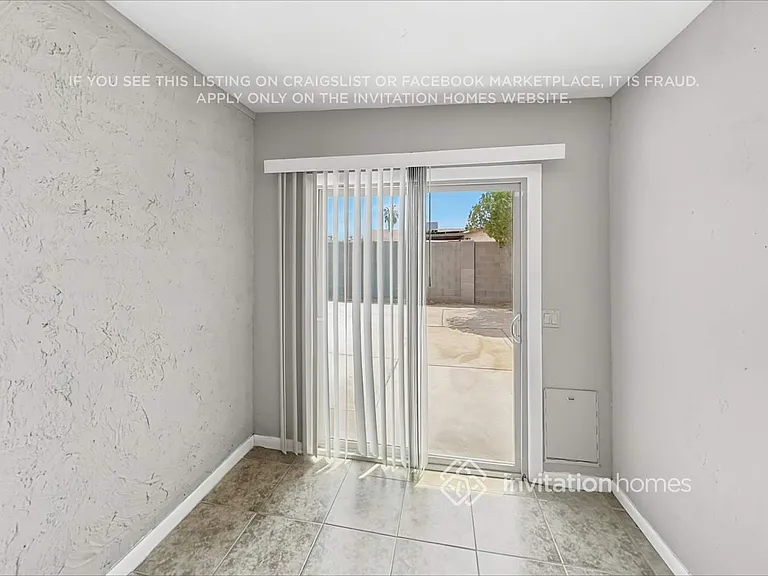 12801 N 112th Ave — Photo 17