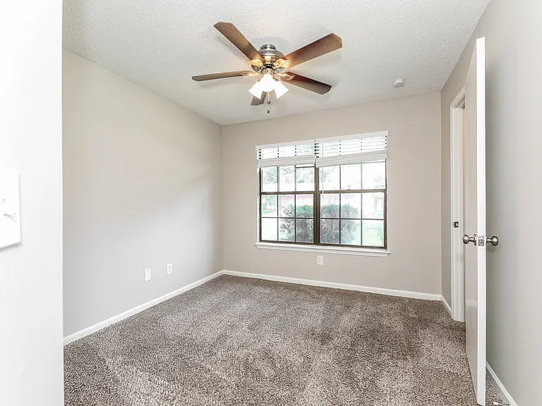 1552 Shearwater Dr — Photo 14