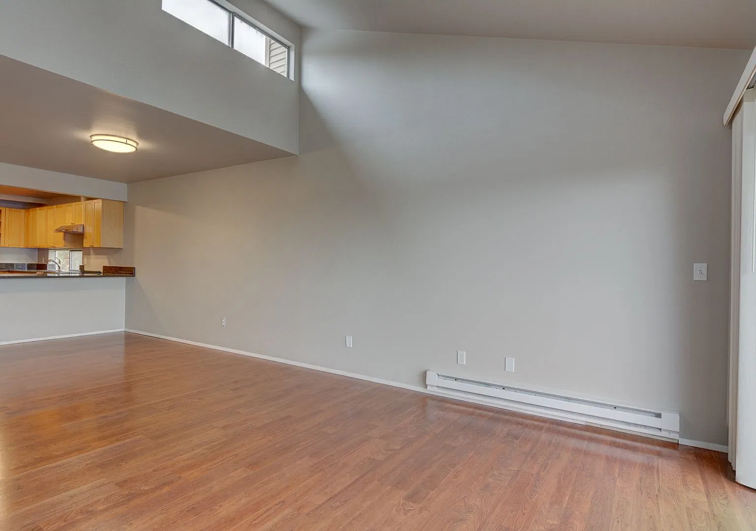 3 Bed 2 Bath Condo (Water/Sewer/Trash Included) — Photo 3