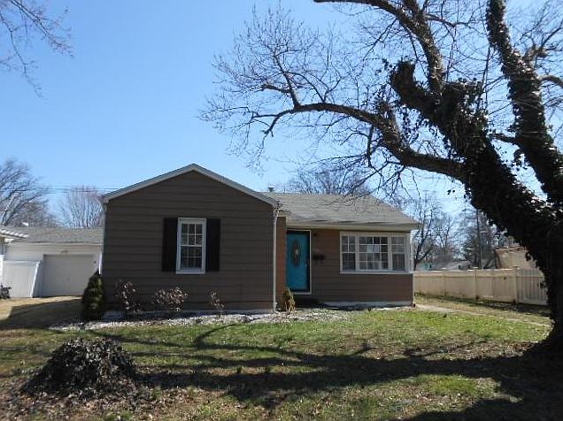 1st image of 1408 S Saint James Blvd