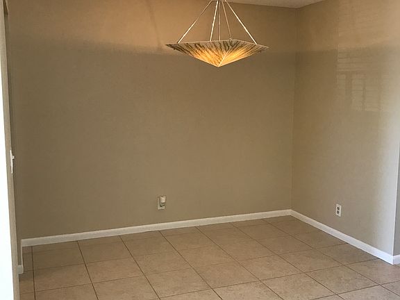 5th image of 331 S J St APT 25