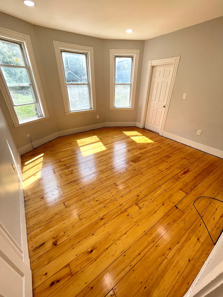 Building Photo - 17 Eldora St #2