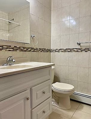 3rd image of 3142 48th St #2
