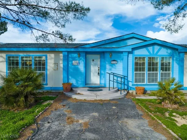 3230 E Kellogg Rd, Pahrump, NV 89061