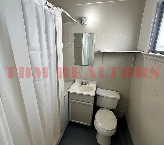 7134 N Dort Hwy #3 — Photo 3
