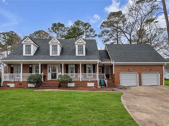 2nd image of 804 cherry forest Court