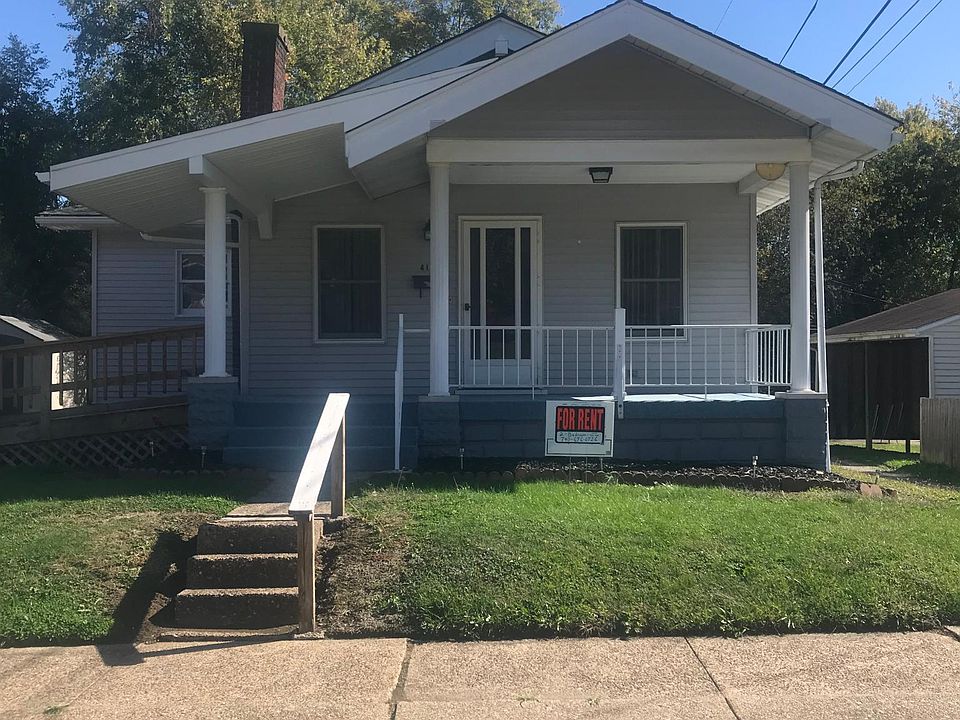 Great front covered porch on a nice street.