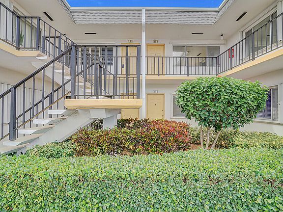 2nd image of 3240 Lake Osborne Drive #110