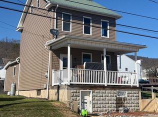 917 E Wiconisco Ave, Tower City, PA 17980