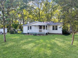 54 Calhoun Rd, Griffin, GA 30224