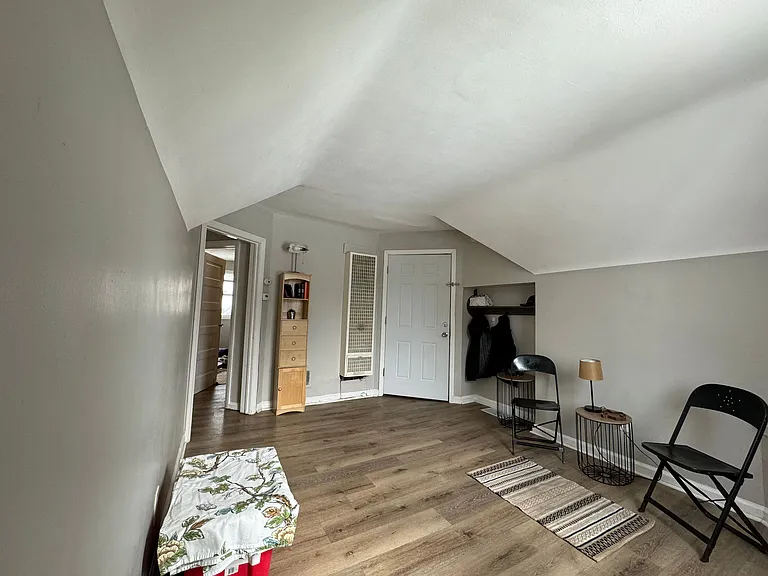 445 Octavius St #3 — Photo 4