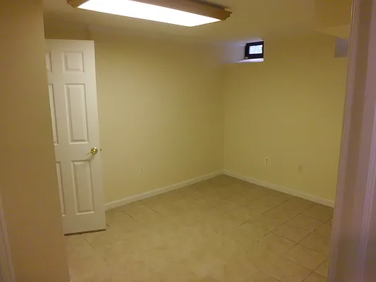 Rented by Maximus Realty Group | media 27