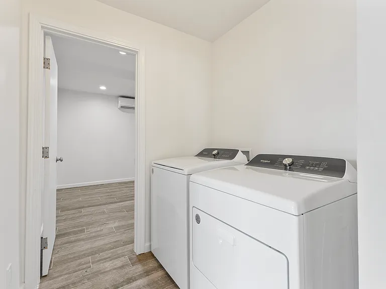 7247 Alakoko St — Photo 11