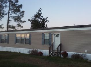 190 Wetherington Farm Rd, Cove City, NC 28523