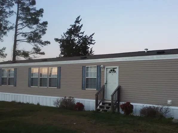 190 Wetherington Farm Rd, Cove City, NC 28523