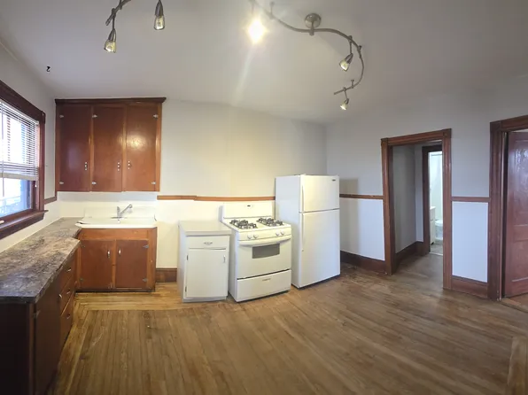 732 Harvard St, Manchester, NH 03103