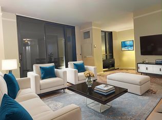 10 E Ontario St APT 2607, Chicago, IL 60611