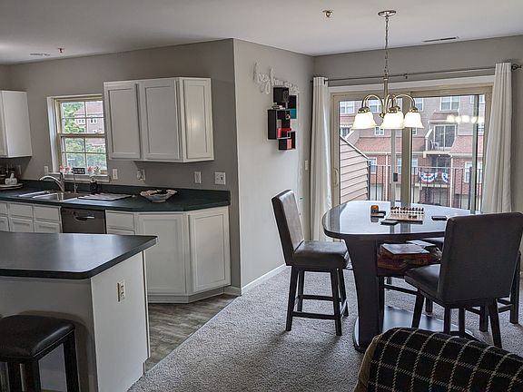 5th image of 2879 Biddle Ave