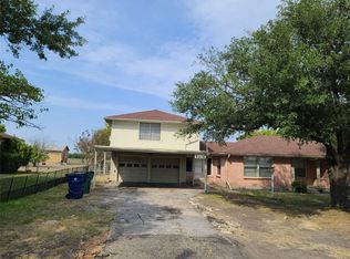 5906 Lee St, Greenville, TX 75401